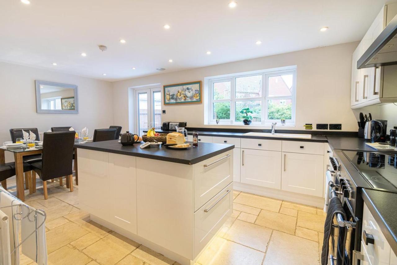 Cranesbill Serviced Accommodation - Bicester Oxfordshire Екстер'єр фото